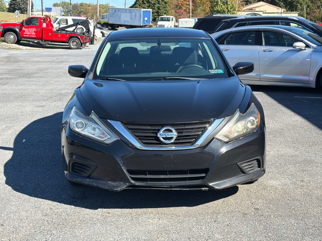 Photo 8 of this NISSAN ALTIMA
