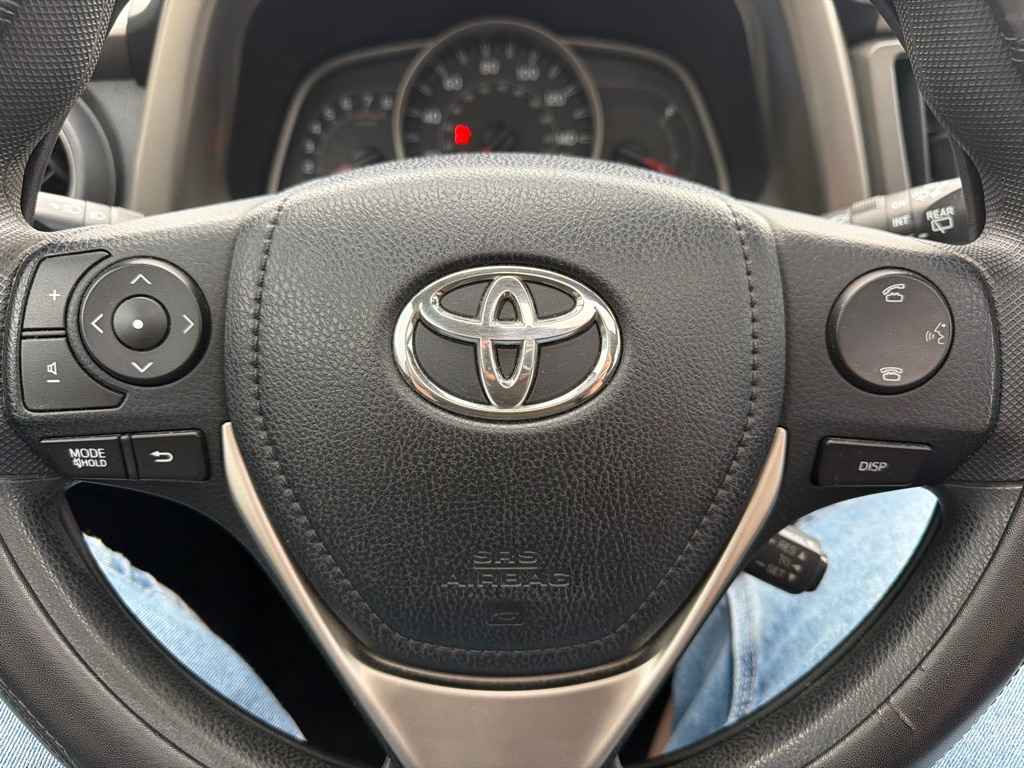 Photo 18 of this TOYOTA RAV4