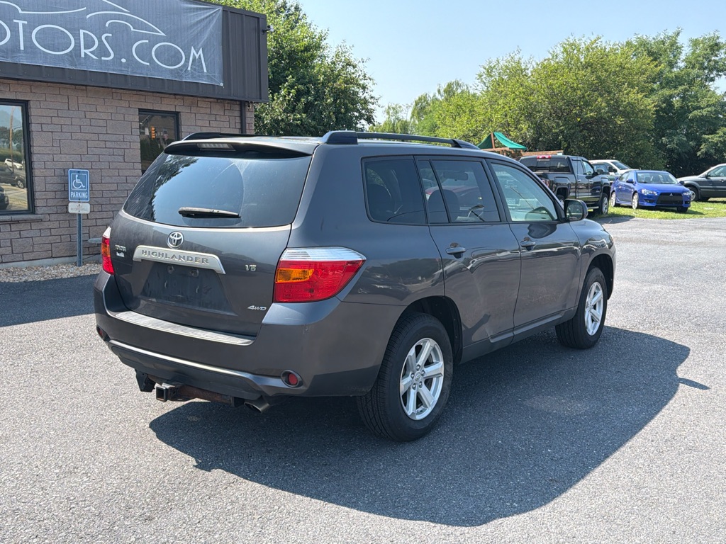 Photo 3 of this TOYOTA HIGHLANDER