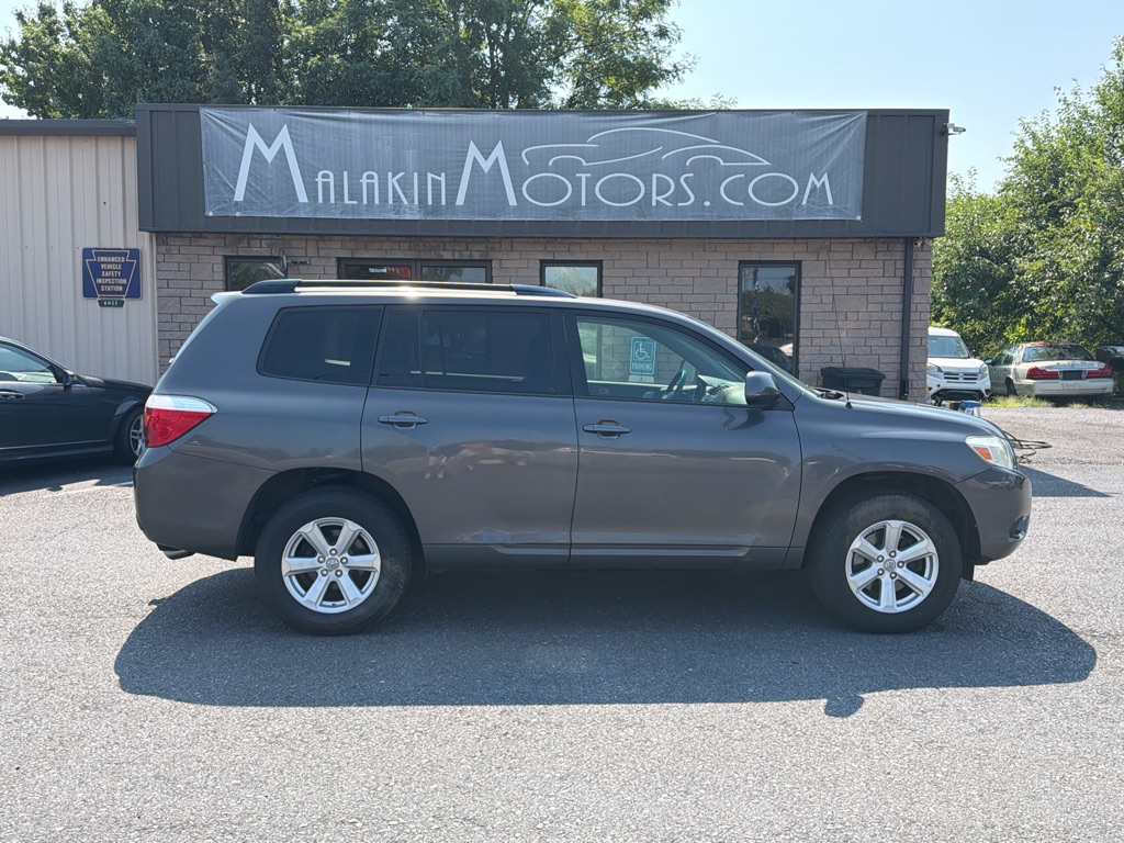 Photo 2 of this TOYOTA HIGHLANDER