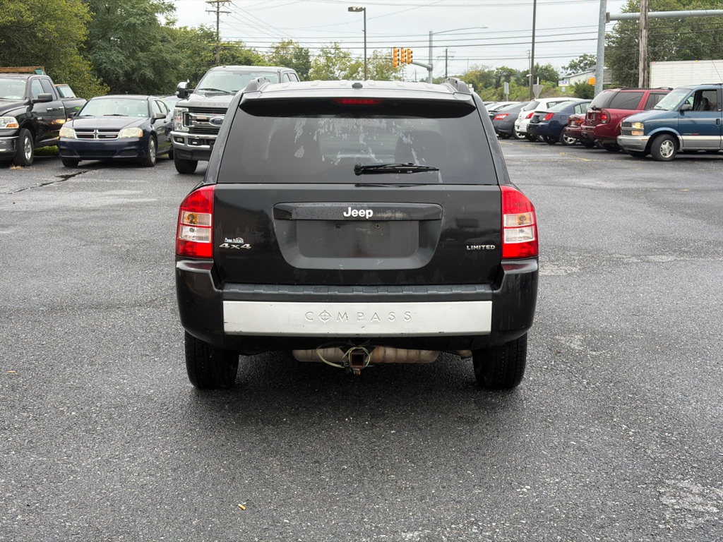 Photo 4 of this JEEP COMPASS