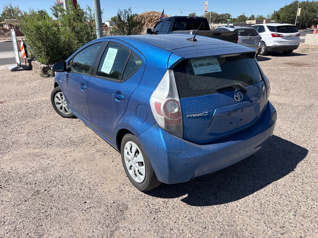 Photo 5 of this TOYOTA PRIUS C