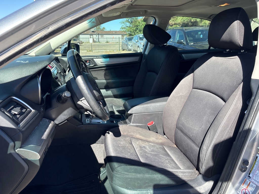 Photo 9 of this SUBARU LEGACY