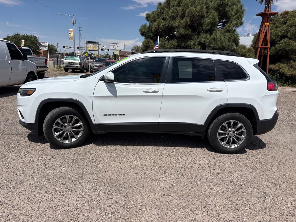 Photo 4 of this JEEP CHEROKEE