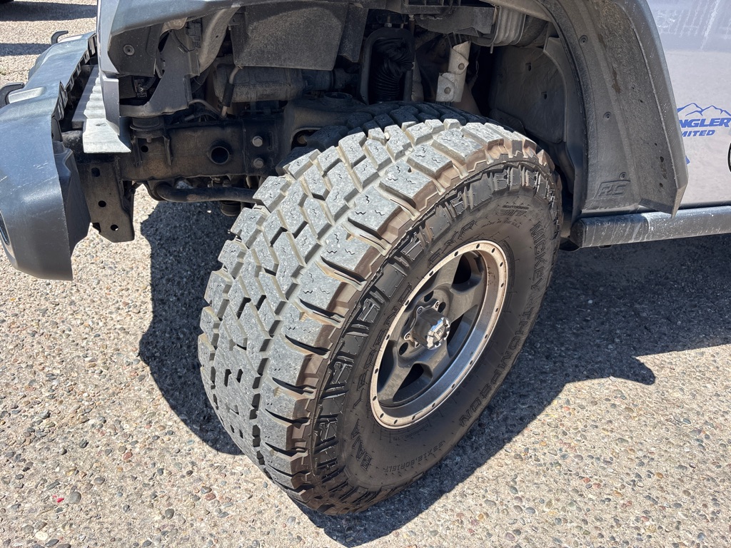 Photo 17 of this JEEP WRANGLER UNLIMI
