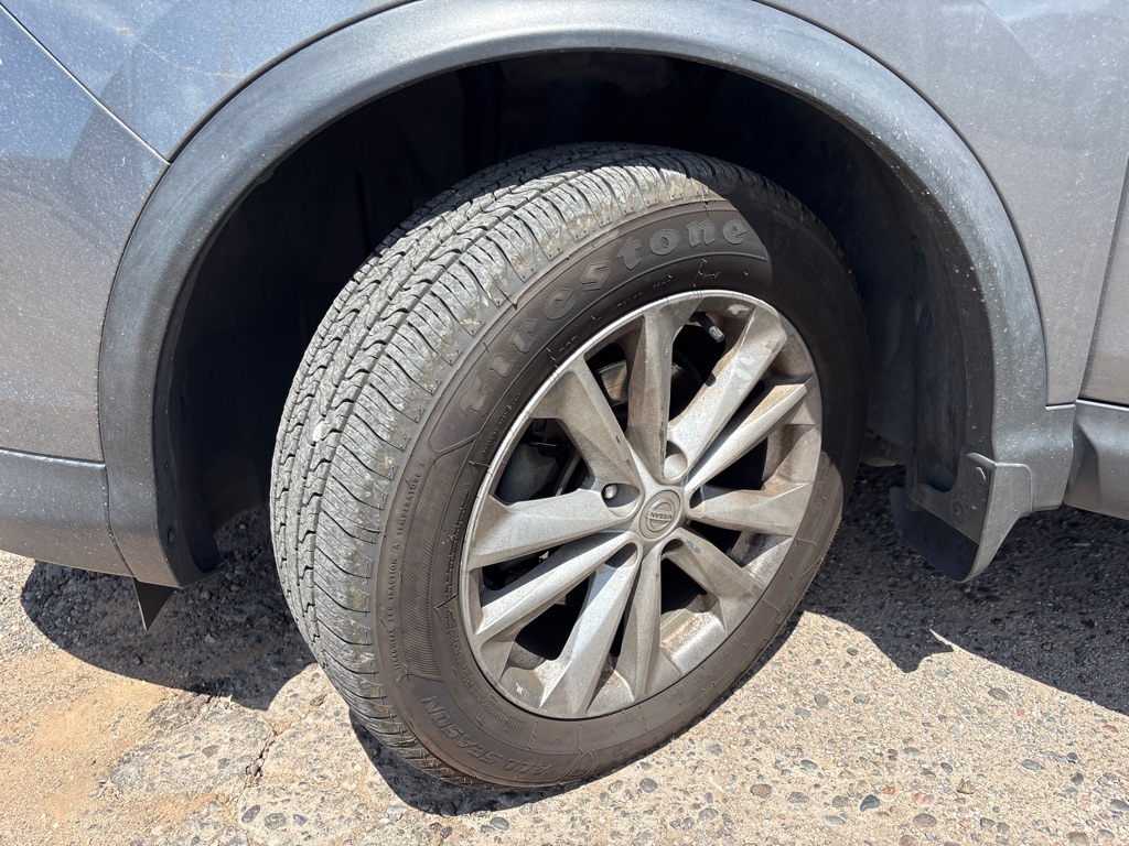 Photo 18 of this NISSAN ROGUE SPORT