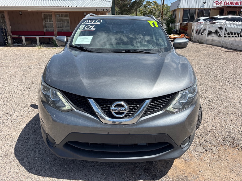 Photo 2 of this NISSAN ROGUE SPORT