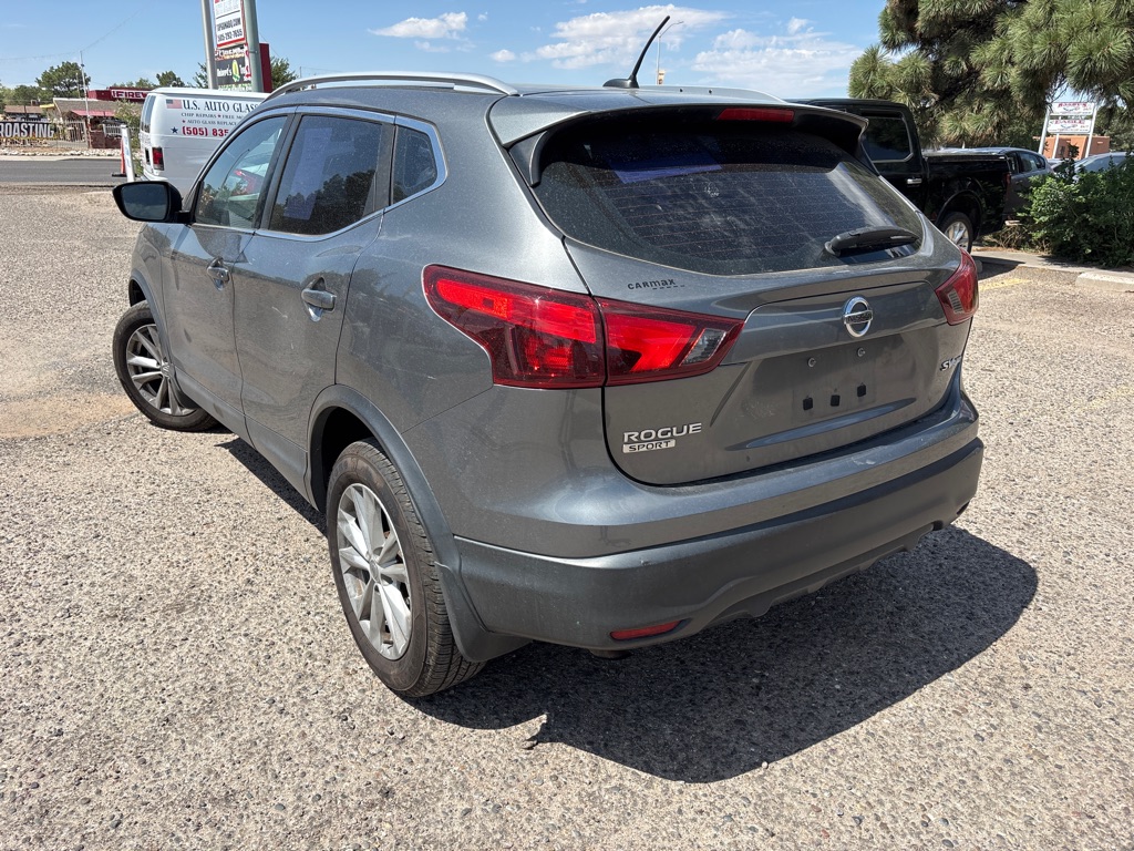 Photo 5 of this NISSAN ROGUE SPORT