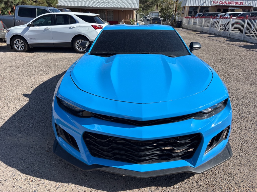 Photo 2 of this CHEVROLET CAMARO