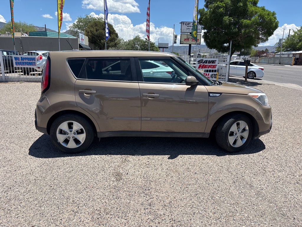 Photo 8 of this KIA SOUL