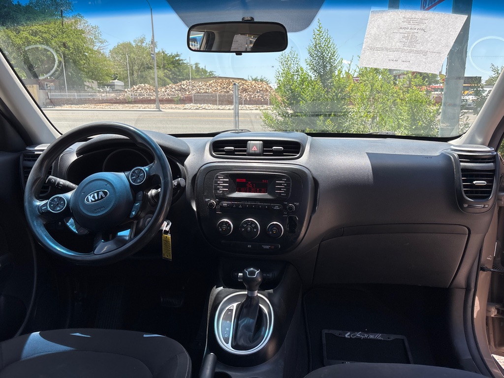 Photo 14 of this KIA SOUL