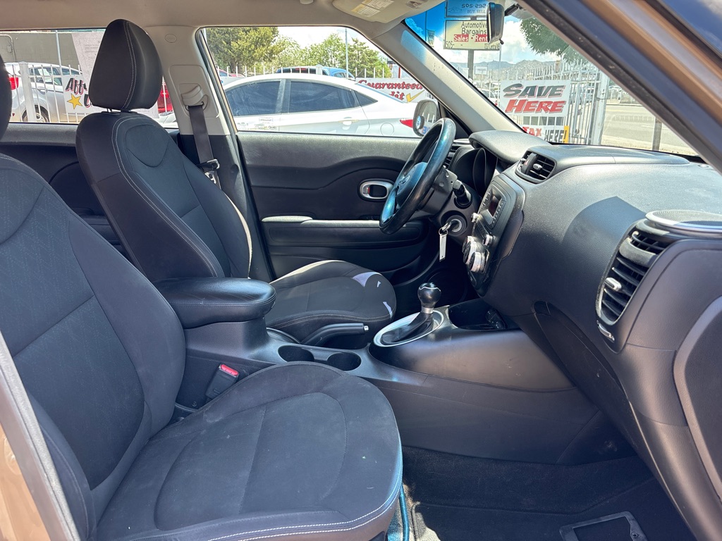 Photo 13 of this KIA SOUL