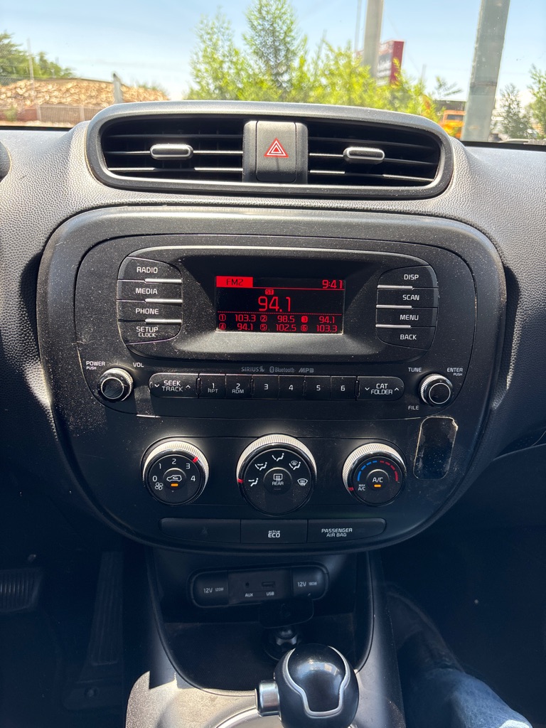Photo 15 of this KIA SOUL