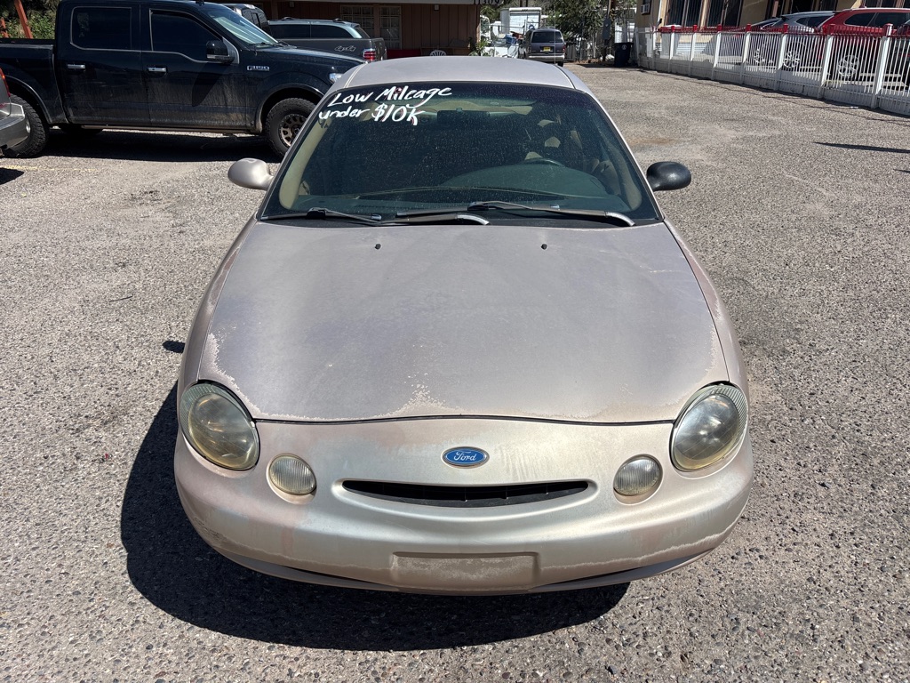 Photo 2 of this FORD TAURUS