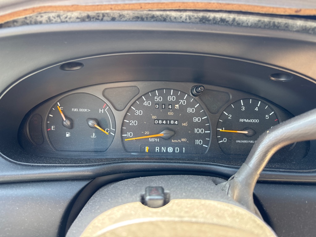 Photo 17 of this FORD TAURUS