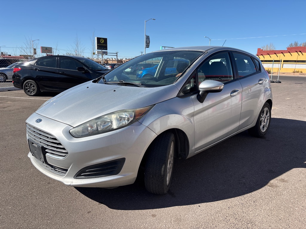 Photo 3 of this FORD FIESTA