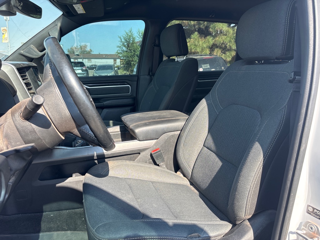 Photo 9 of this RAM 1500