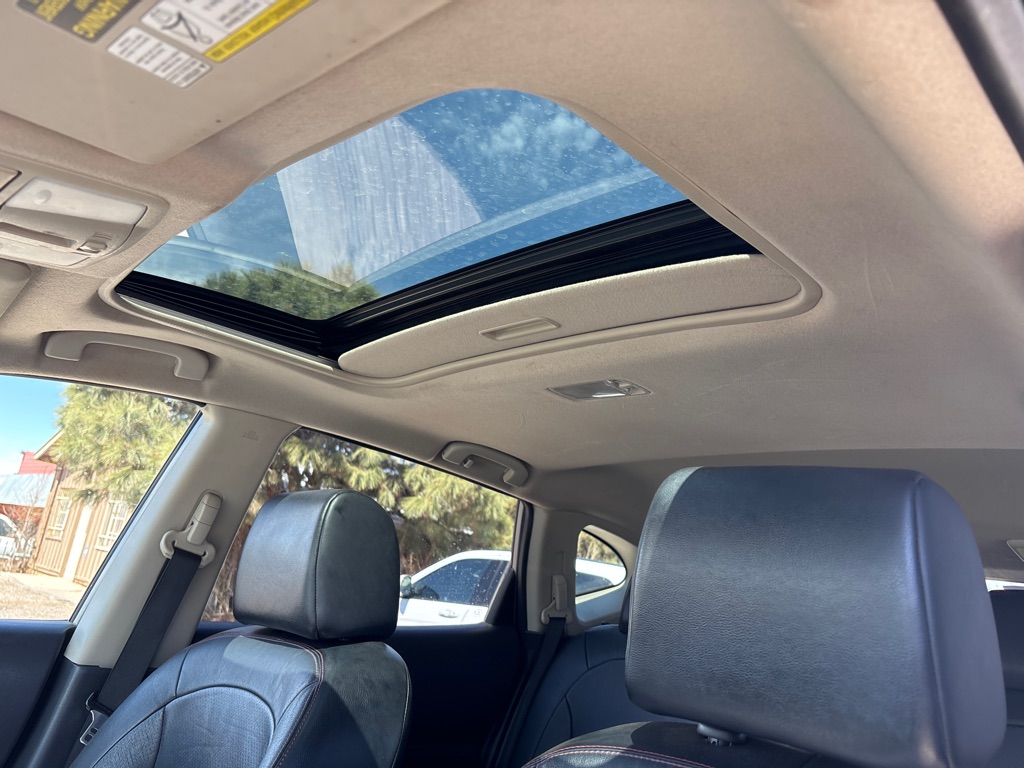 Photo 18 of this NISSAN ROGUE