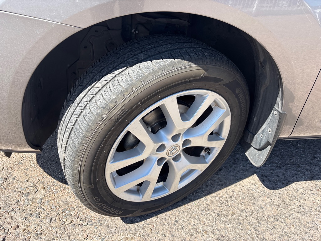 Photo 19 of this NISSAN ROGUE