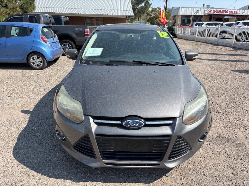 Photo 2 of this FORD FOCUS