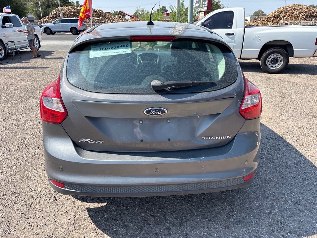 Photo 6 of this FORD FOCUS