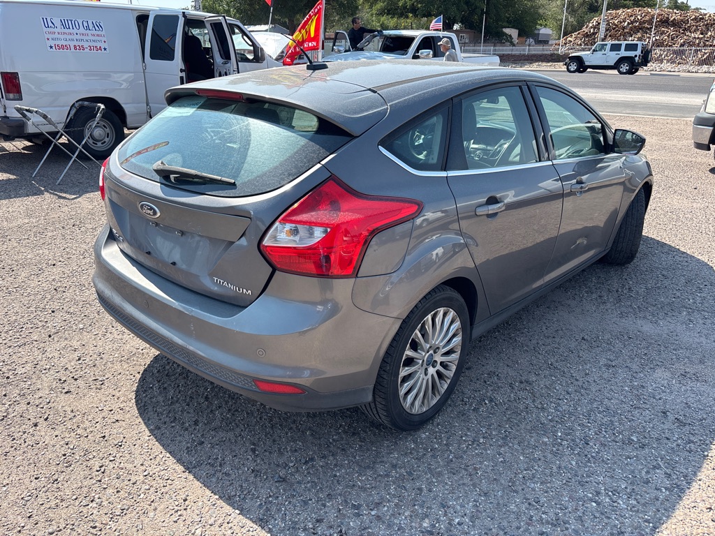 Photo 7 of this FORD FOCUS