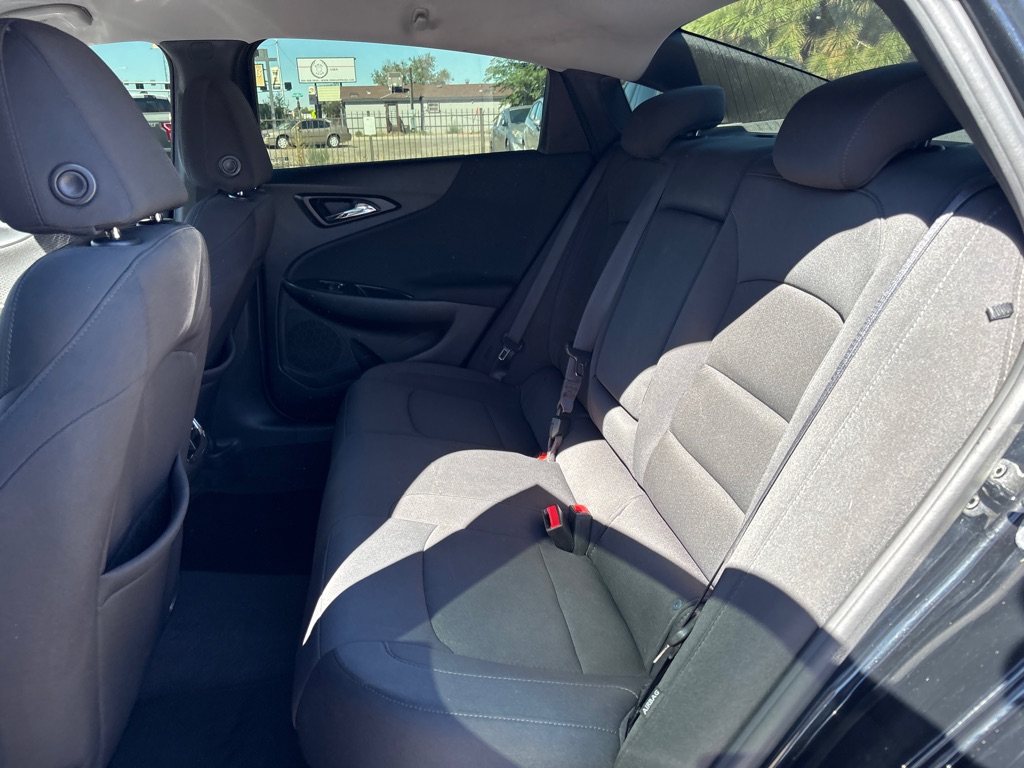 Photo 10 of this CHEVROLET MALIBU