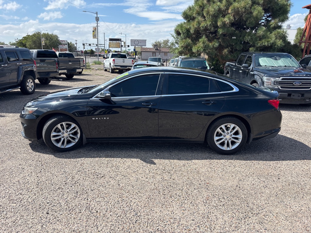 Photo 4 of this CHEVROLET MALIBU