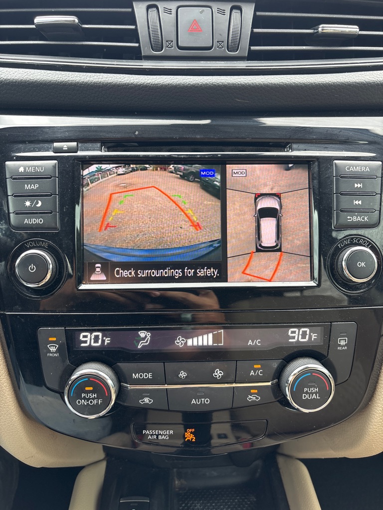 Photo 17 of this NISSAN ROGUE