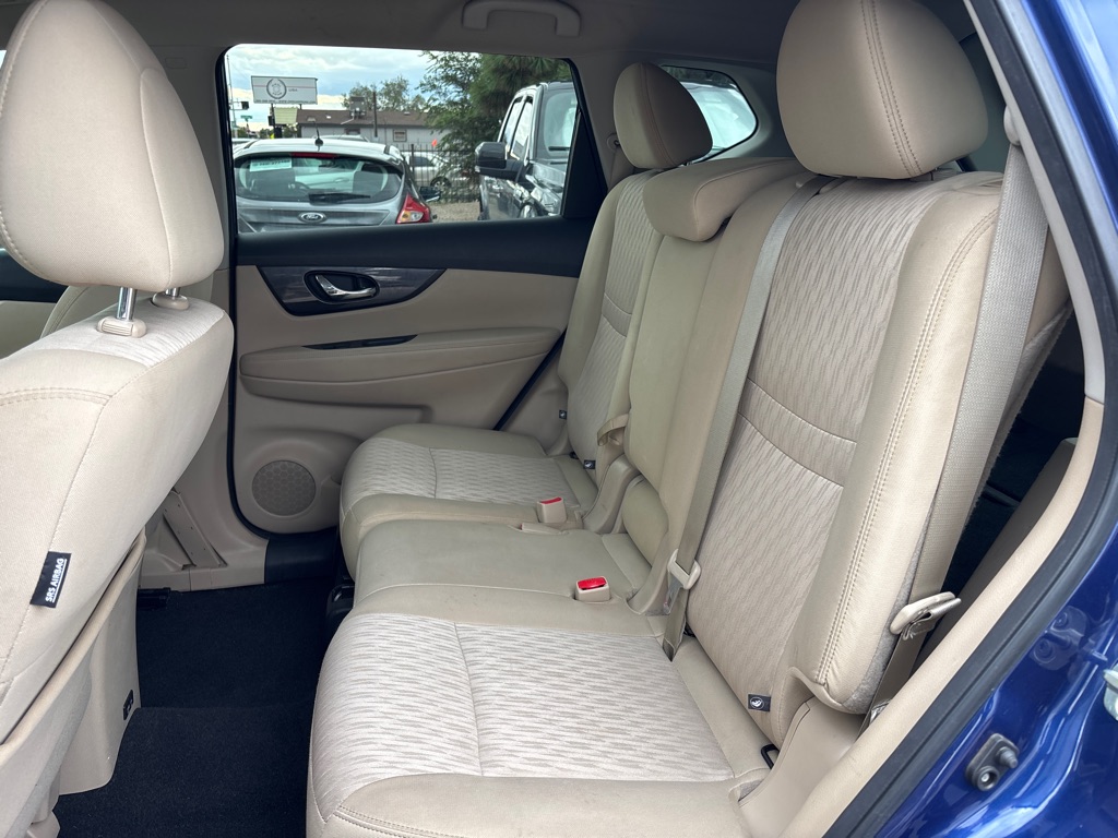 Photo 10 of this NISSAN ROGUE
