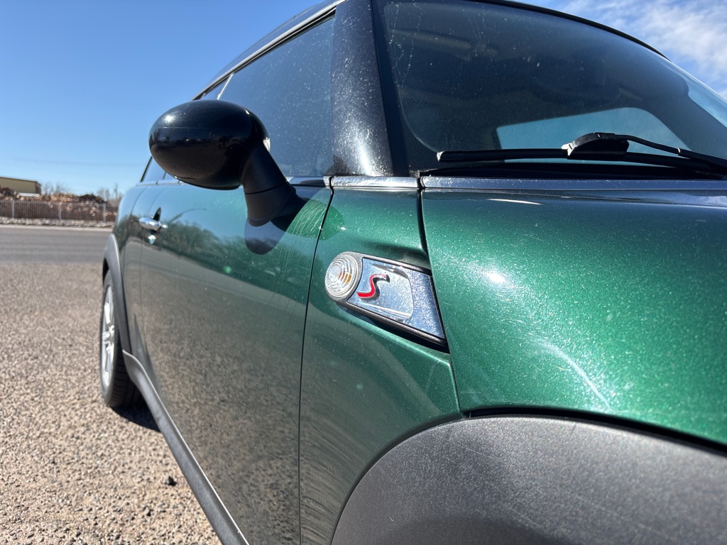 Photo 21 of this MINI COOPER
