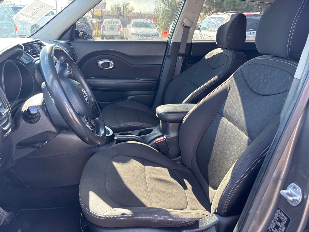 Photo 9 of this KIA SOUL