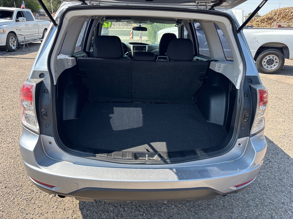 Photo 11 of this SUBARU FORESTER