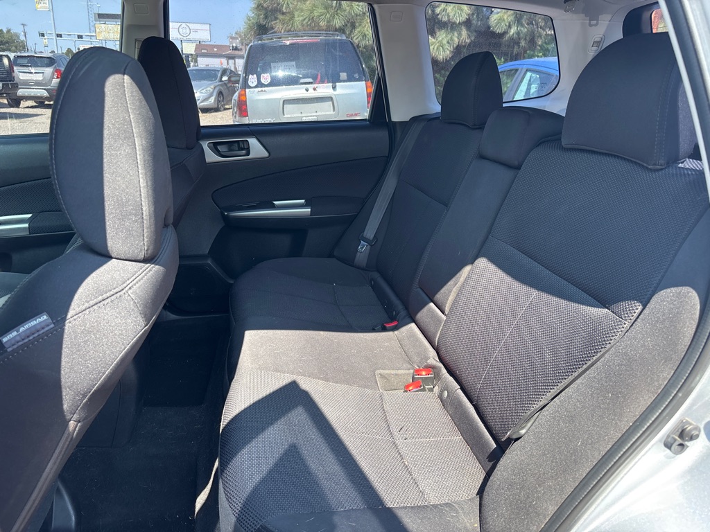 Photo 10 of this SUBARU FORESTER
