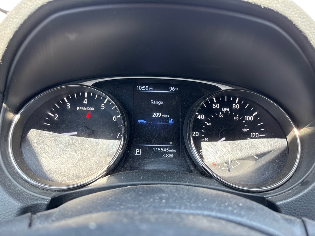 Photo 16 of this NISSAN ROGUE