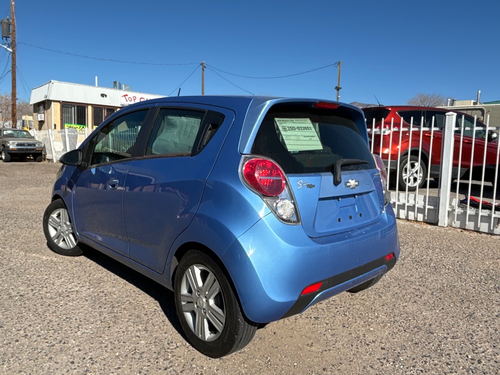 Photo 5 of this CHEVROLET SPARK