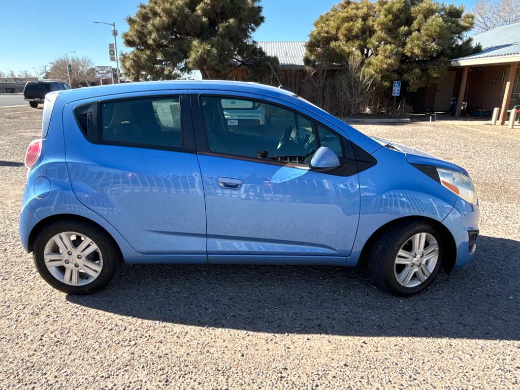 Photo 8 of this CHEVROLET SPARK