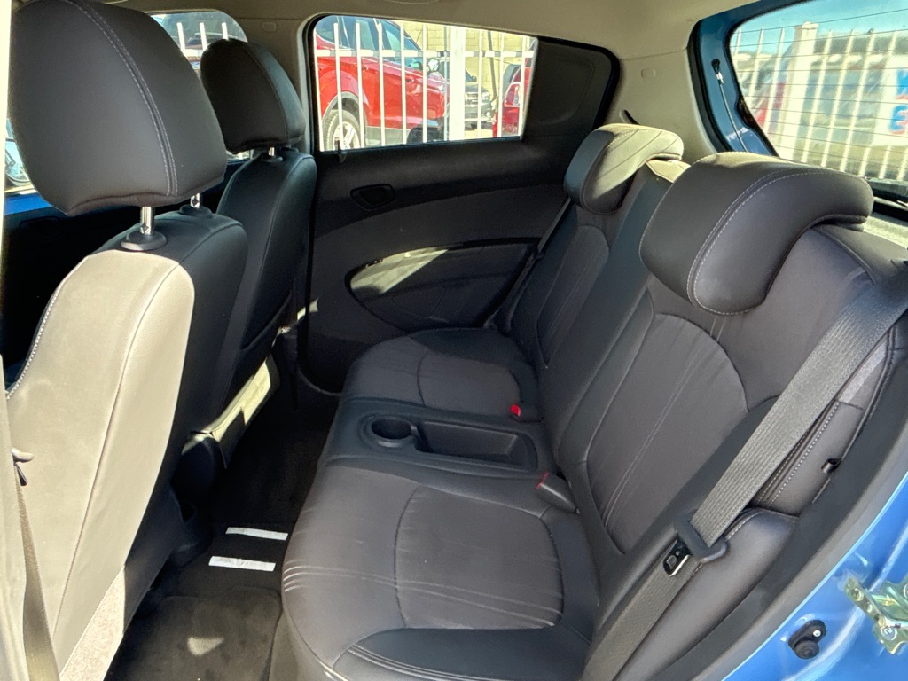 Photo 10 of this CHEVROLET SPARK