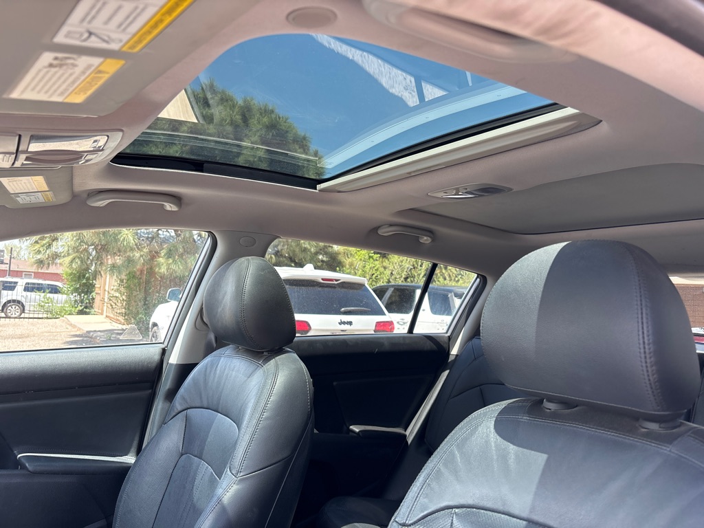 Photo 19 of this KIA SPORTAGE