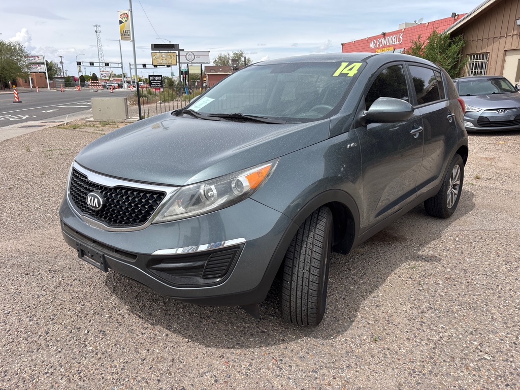Photo 3 of this KIA SPORTAGE