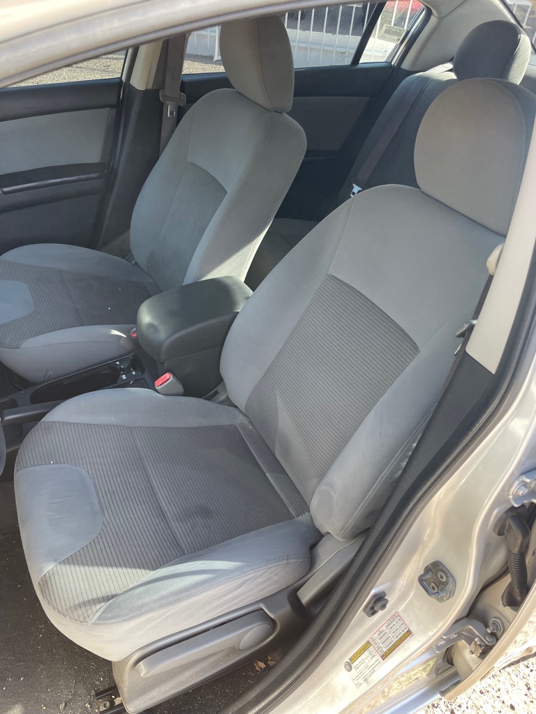 Photo 9 of this NISSAN SENTRA