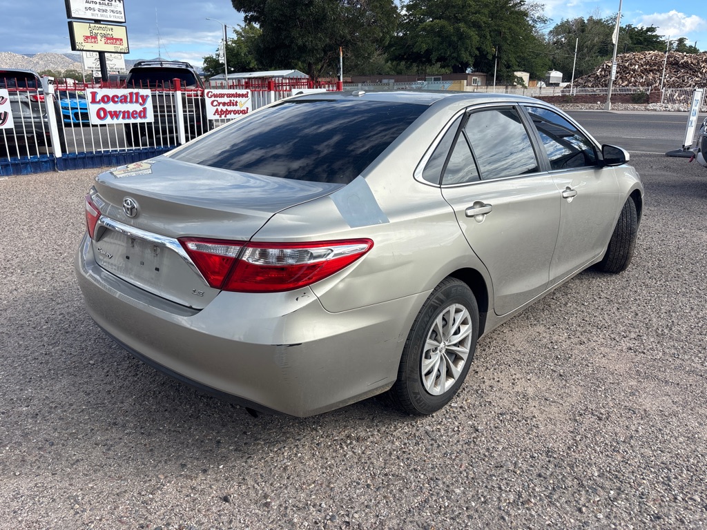 Photo 7 of this TOYOTA CAMRY