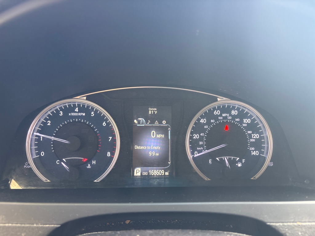 Photo 11 of this TOYOTA CAMRY