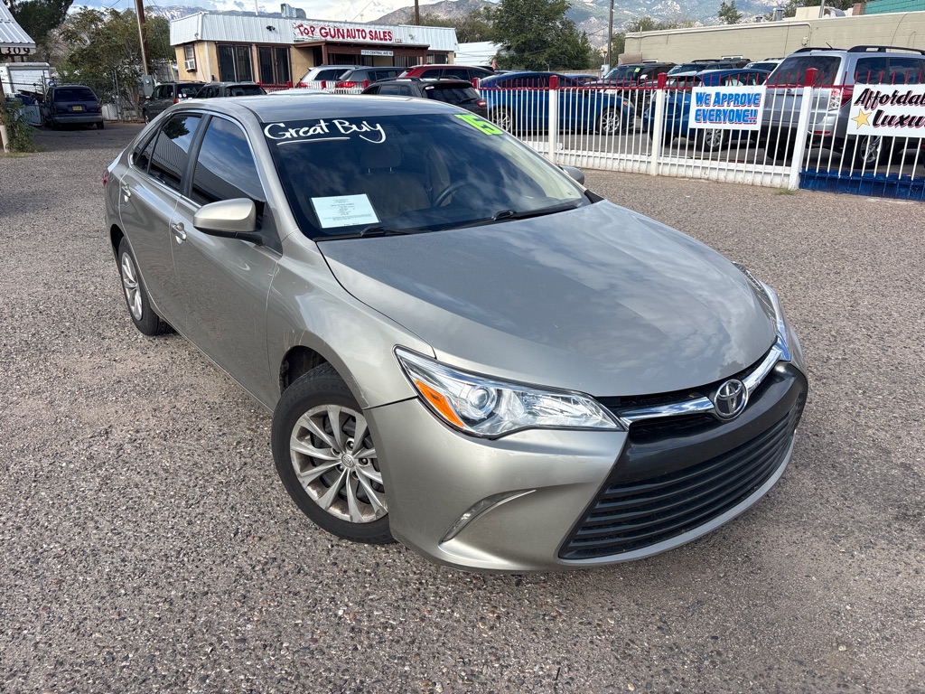 Gold 2015 Toyota Camry Sedan Front-Wheel Drive Automatic