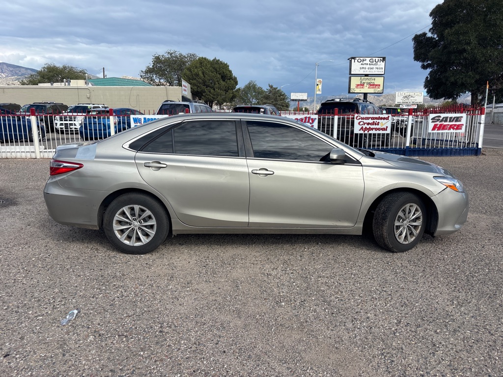Photo 8 of this TOYOTA CAMRY