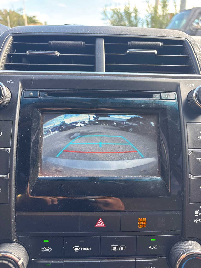 Photo 12 of this TOYOTA CAMRY