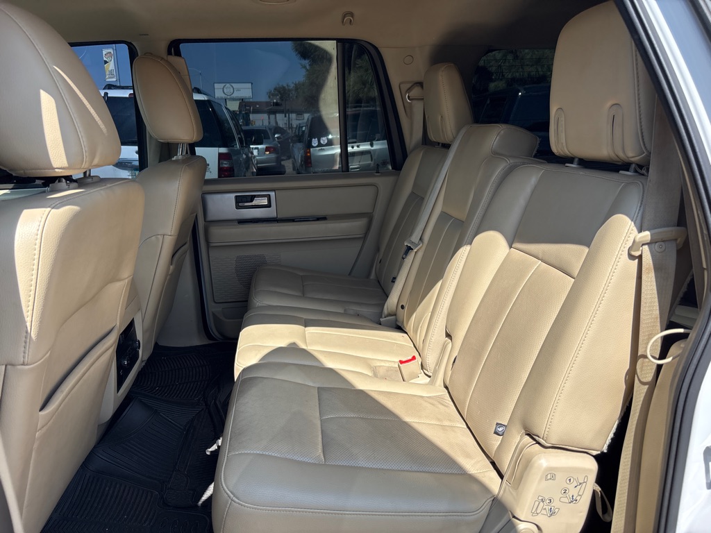 Photo 10 of this FORD EXPEDITION