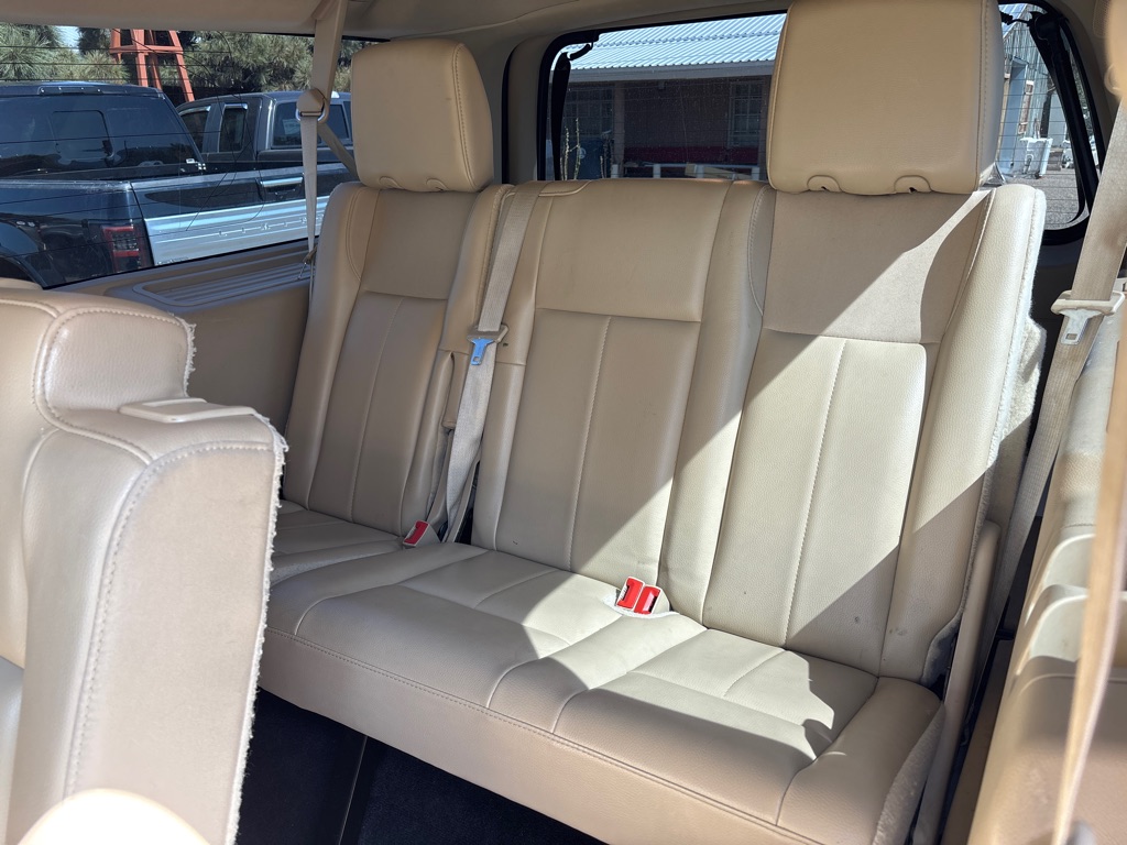 Photo 11 of this FORD EXPEDITION