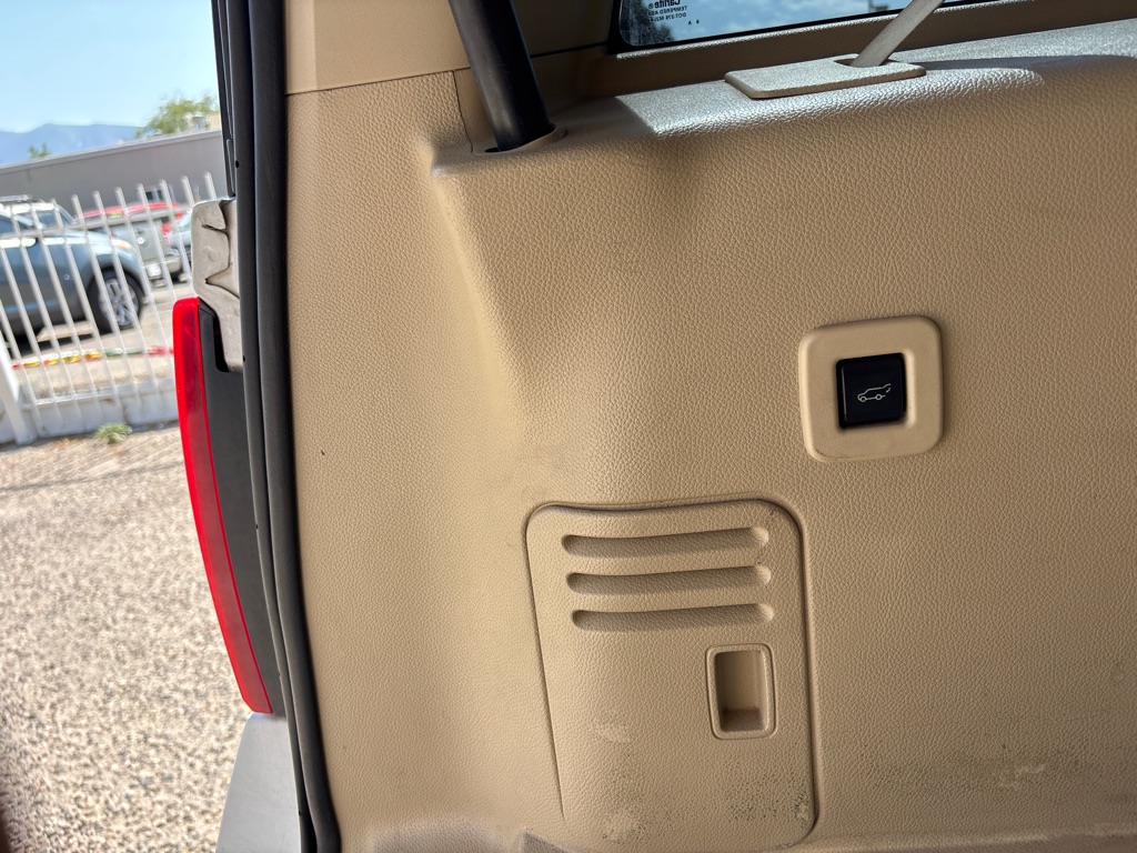 Photo 13 of this FORD EXPEDITION