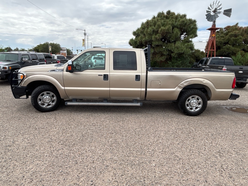 Photo 4 of this FORD F350